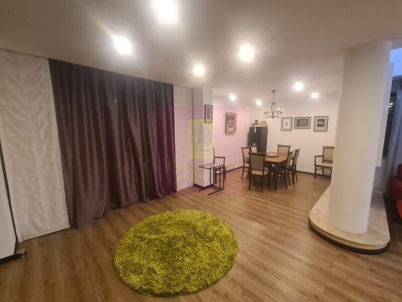 Vila de lux de vanzare in Predeal