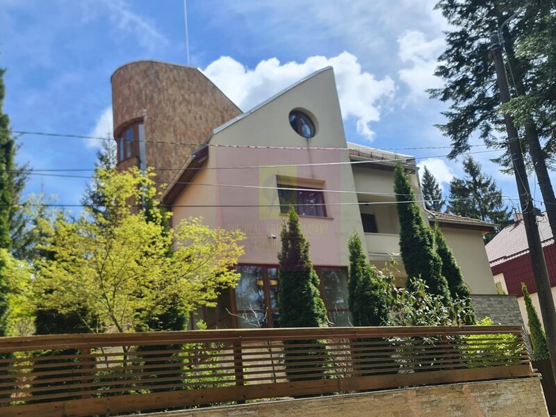 Vila de lux de vanzare in Predeal